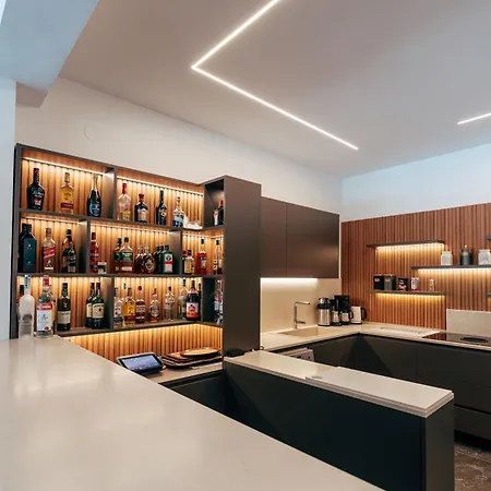 Agistro Aparthotel