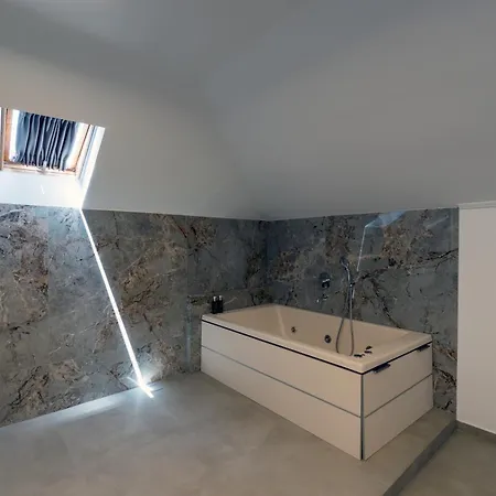 Appart hôtel Agistro 3*